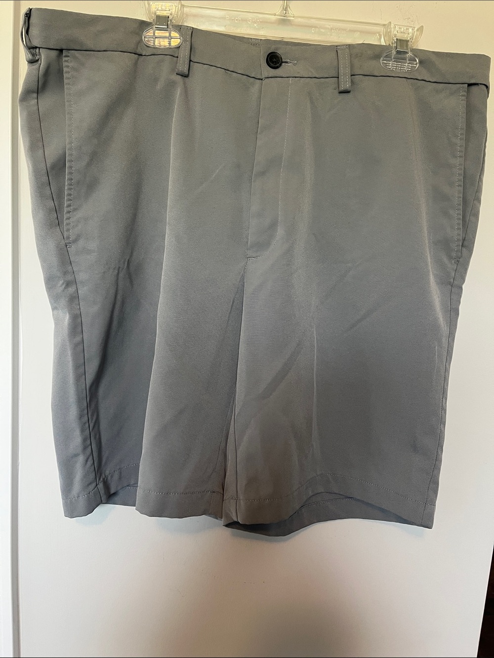 Men's Flat-Front Gray Shorts - Clean Tailored Style